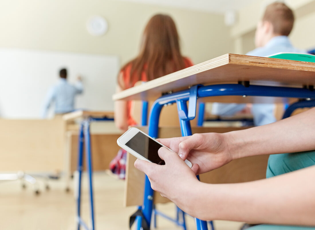 Kansas Senate leaders propose legislation banning cellphone use during class time for all public, private K-12 schools